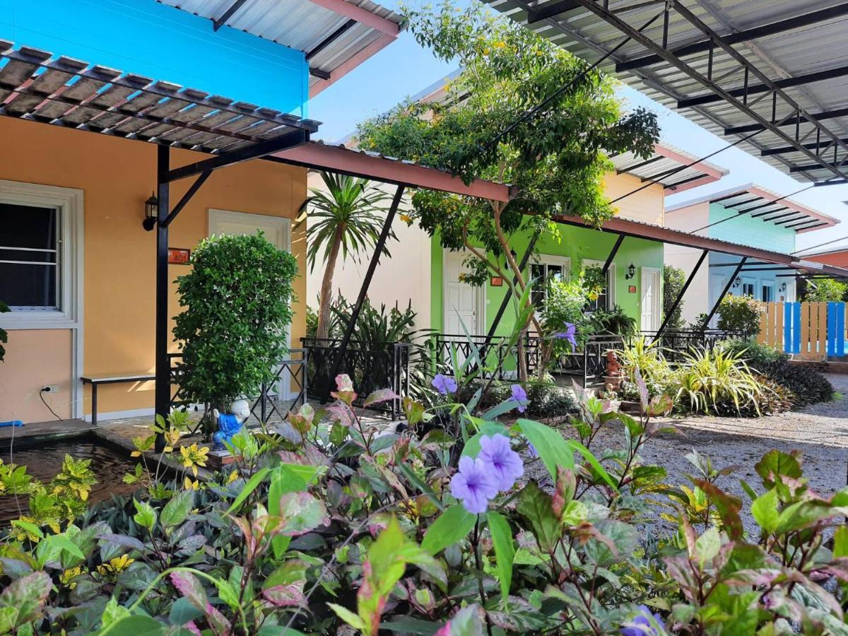 Fancy Carp Resort Cha-Am Exterior photo